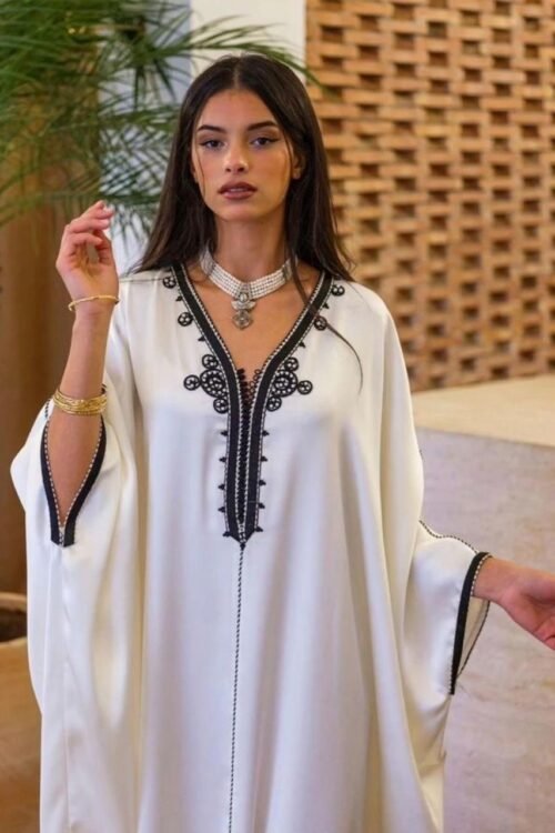 Moroccan Gandoura or Farasha | Traditional Marrakech dress